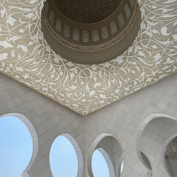 Sheikh Zayed Grand Mosque in Abu Dhabi