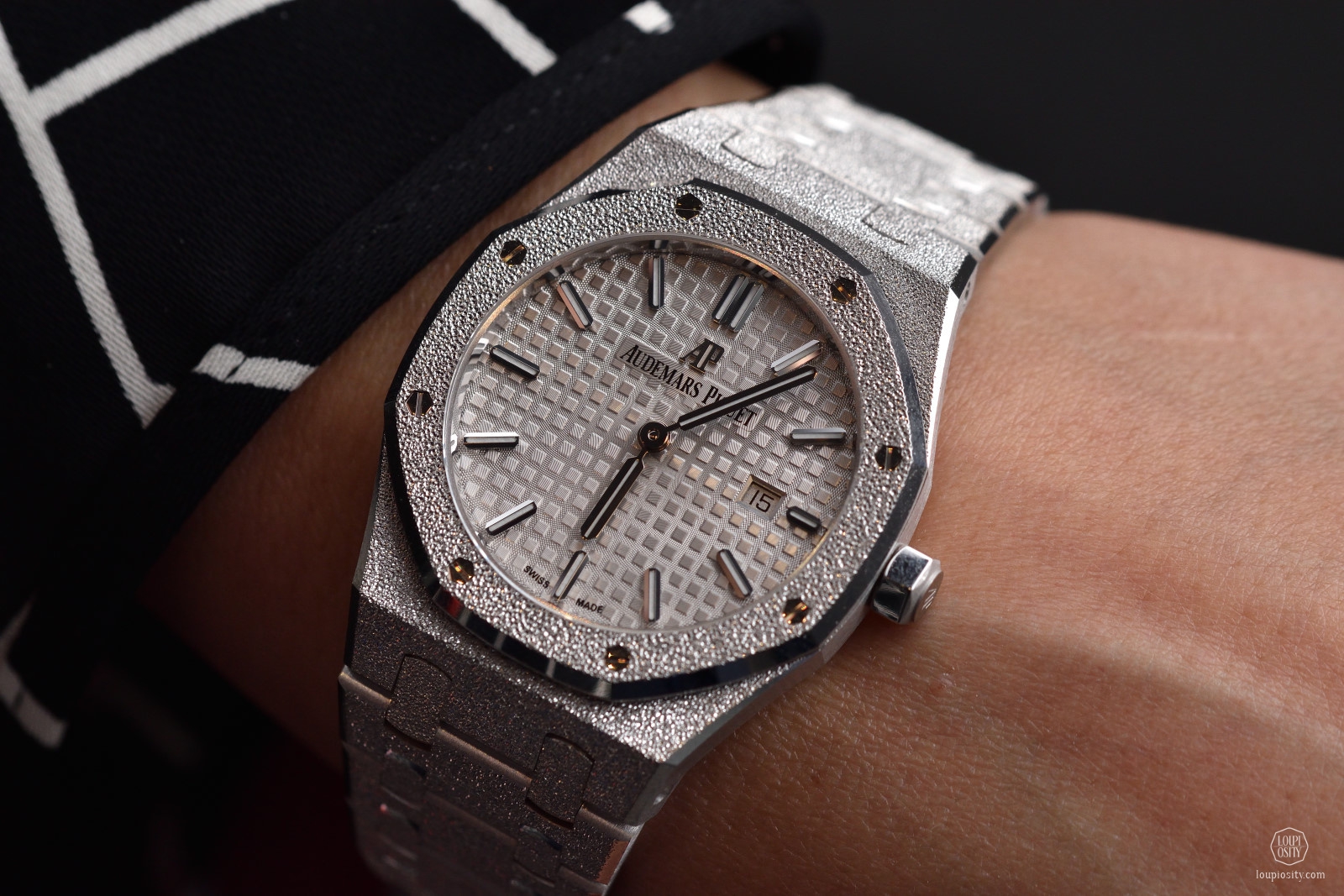 Royal Oak Frosted Gold