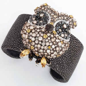 damiani-animalia-bracelet-and-brooch-in-brown-galuchat_1