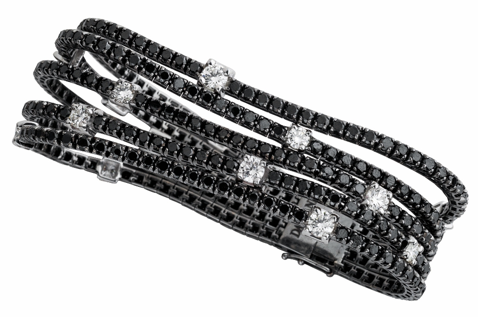 damiani-san-lorenzo-bracelet-in-gold-with-diamonds_1