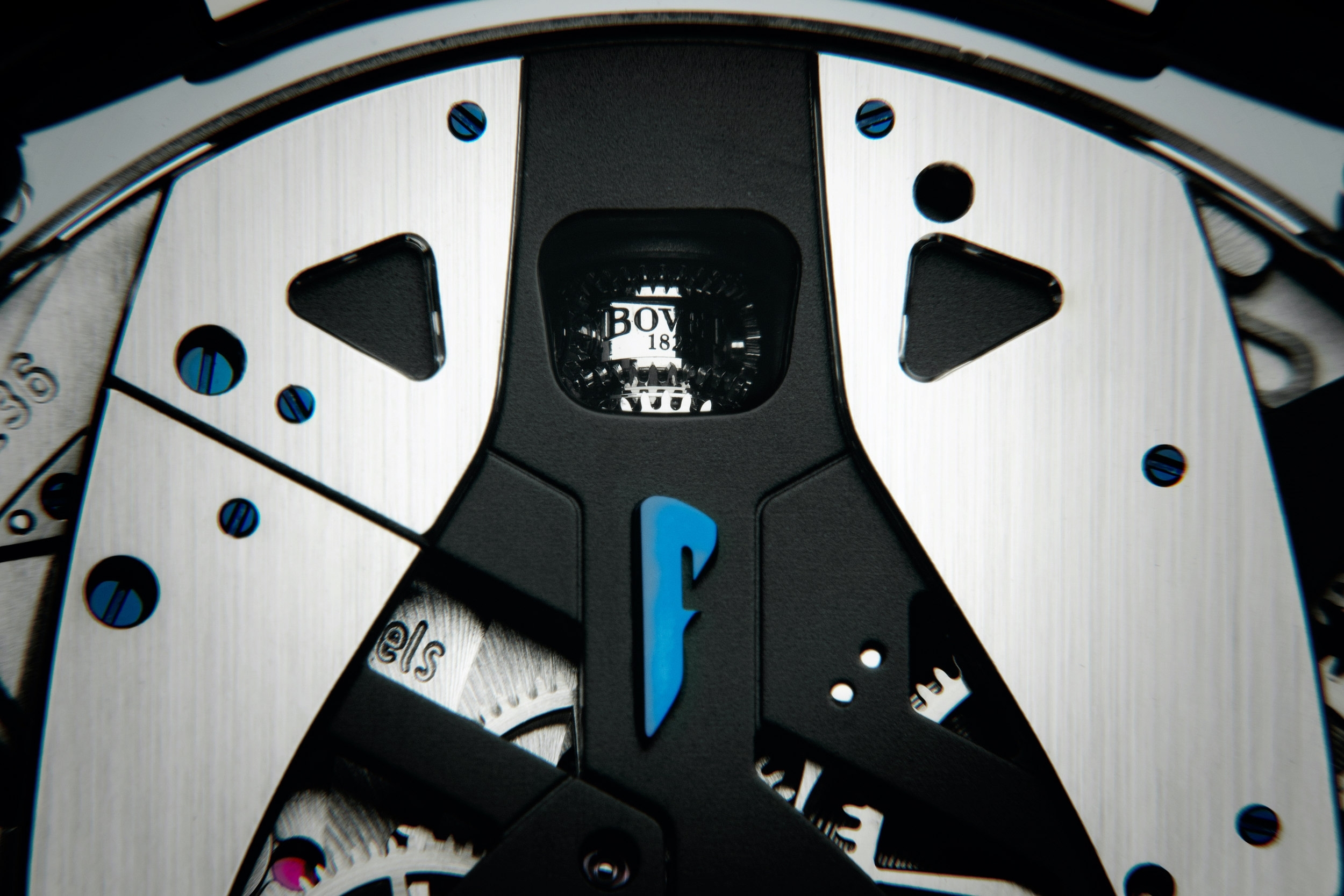 BOVET-Battista-Tourbillon-E-heart-and-Winding-System_0_result