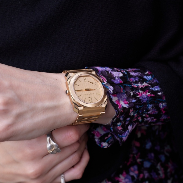 Bvlgari Octo Finissimo 37 (reference 104120) satin-polished yellow gold at the Watches and Wonders 2026