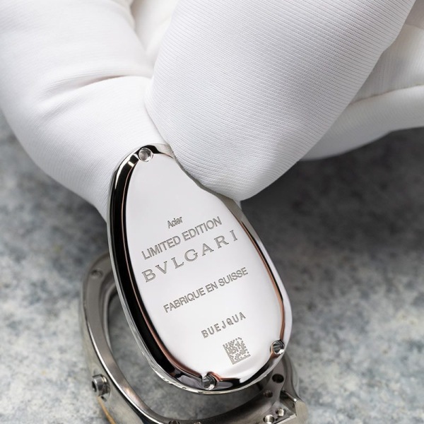 Bvlgari Serpenti Tubogas Studs Capsule with the scannable encrypted 2D Datamatrix code engraved on the back, photo by: Bvlgari.