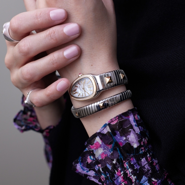 Bvlgari Serpenti Tubogas Studs Capsule mother-of-pearl at the Watches and Wonders 2026