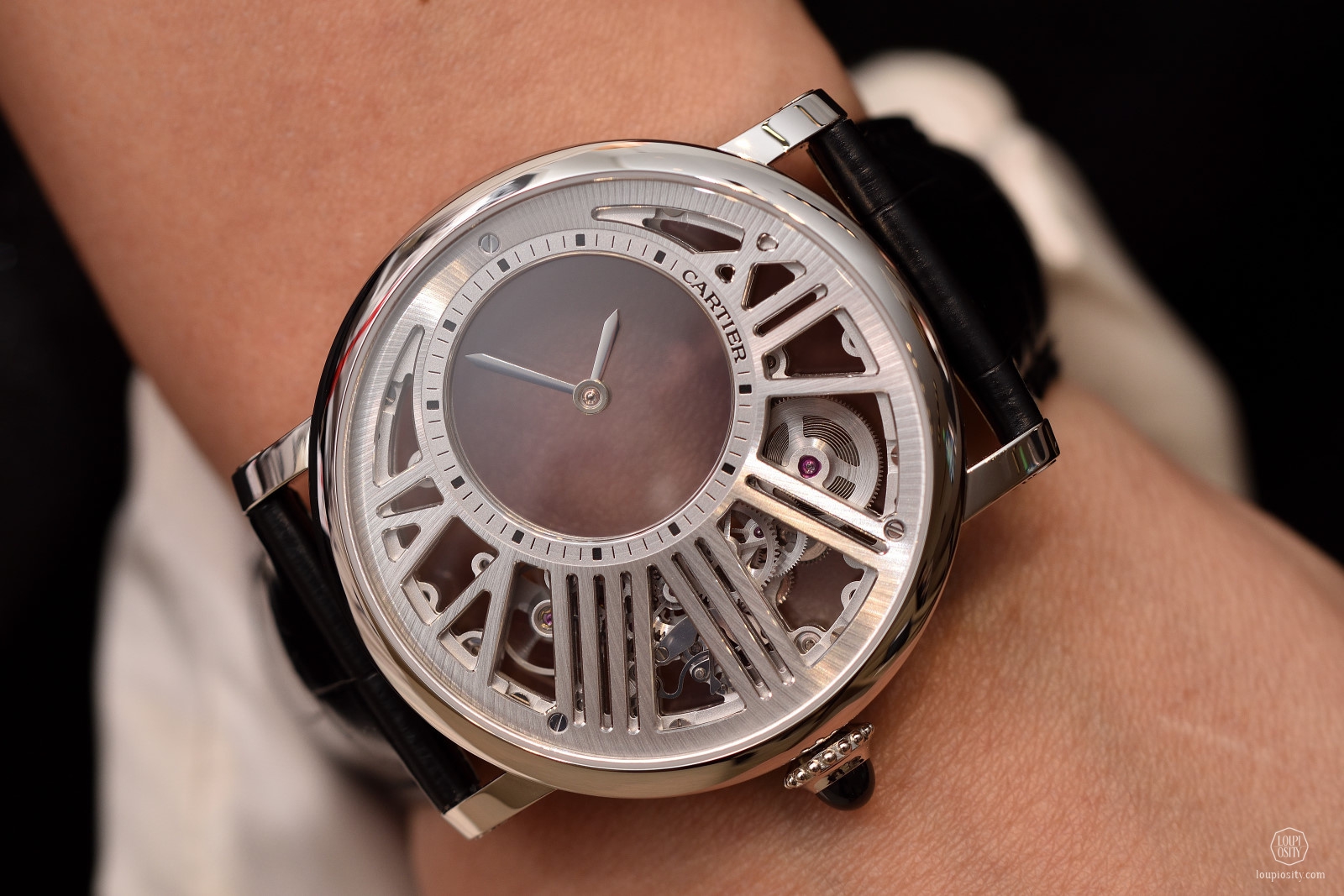 Rotonde De Cartier Skeleton Mysterious Hour