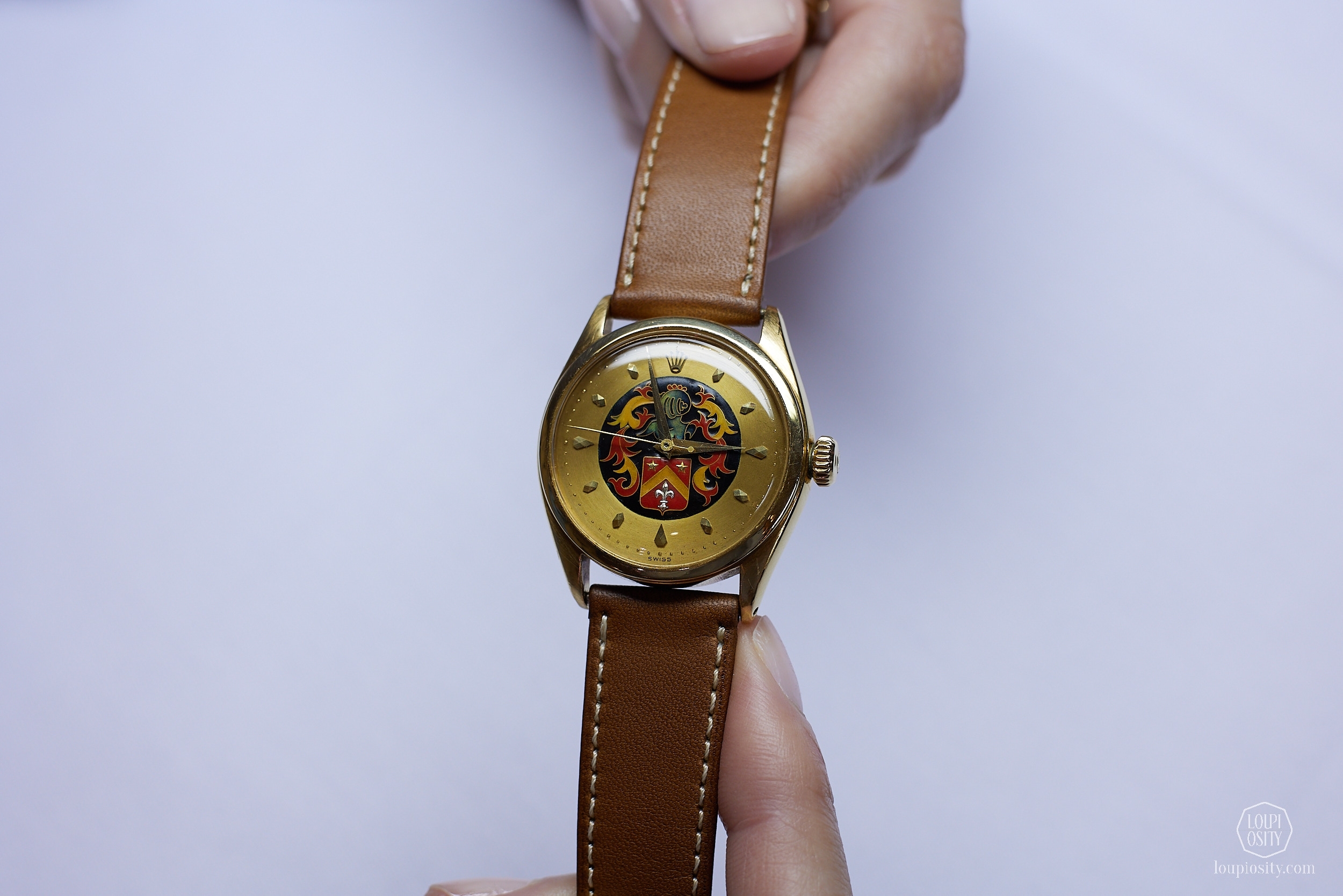 Rolex Ref 6100, Les Armoiries