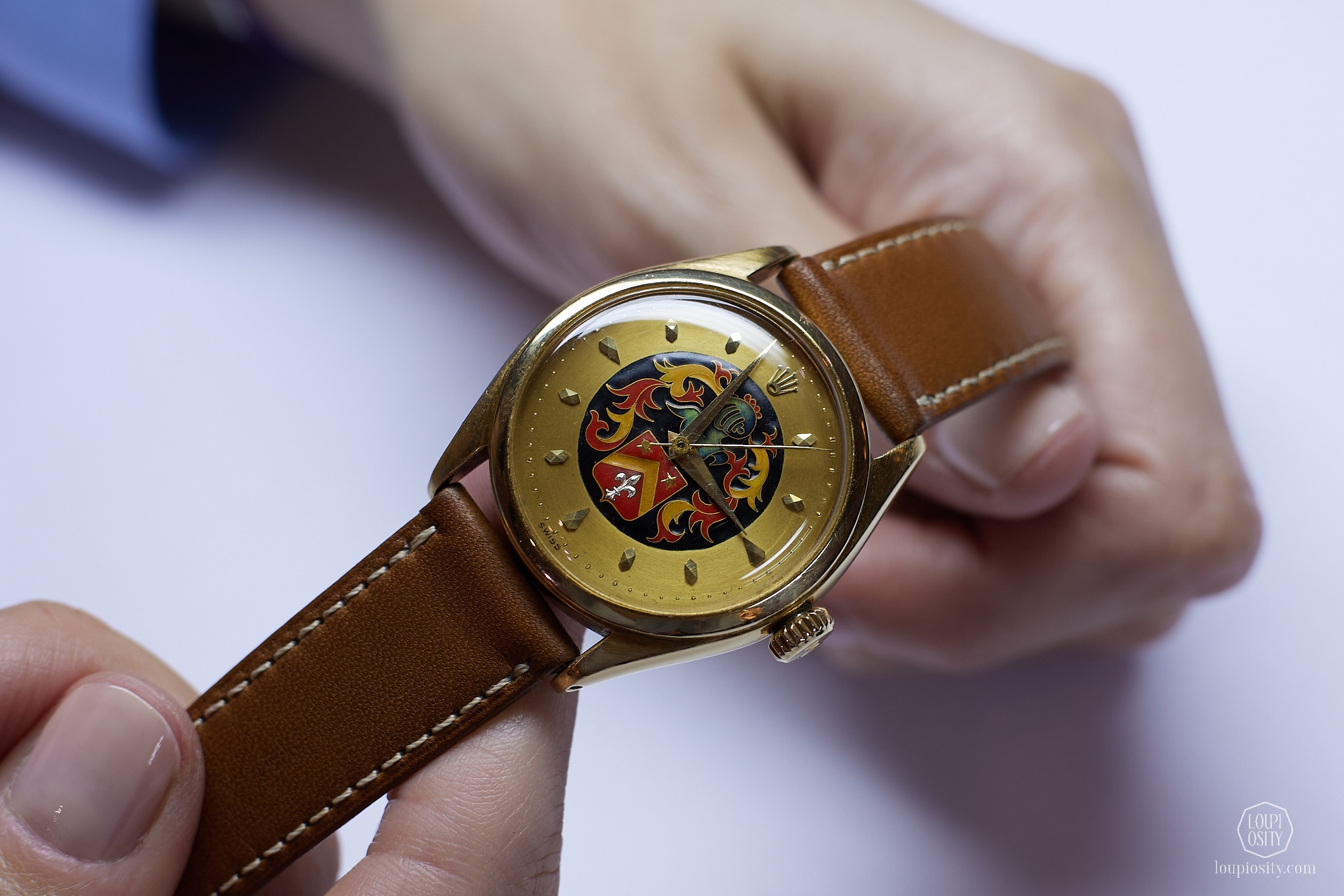 Rolex Ref 6100, Les Armoiries
