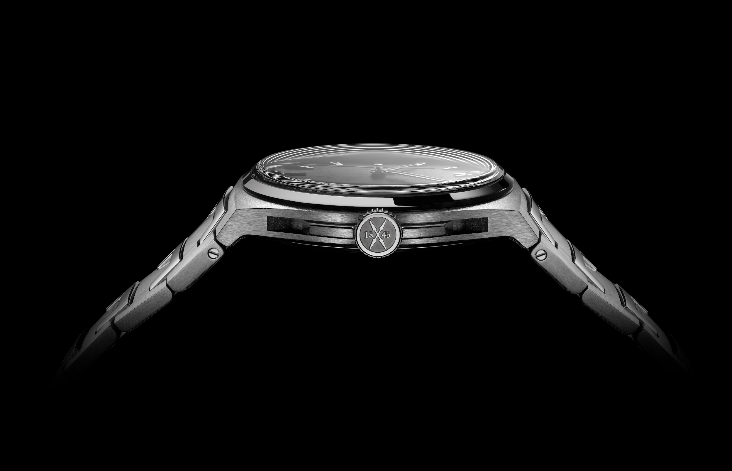 Czapek & Cie Antarctique Terre Adelie, side view
