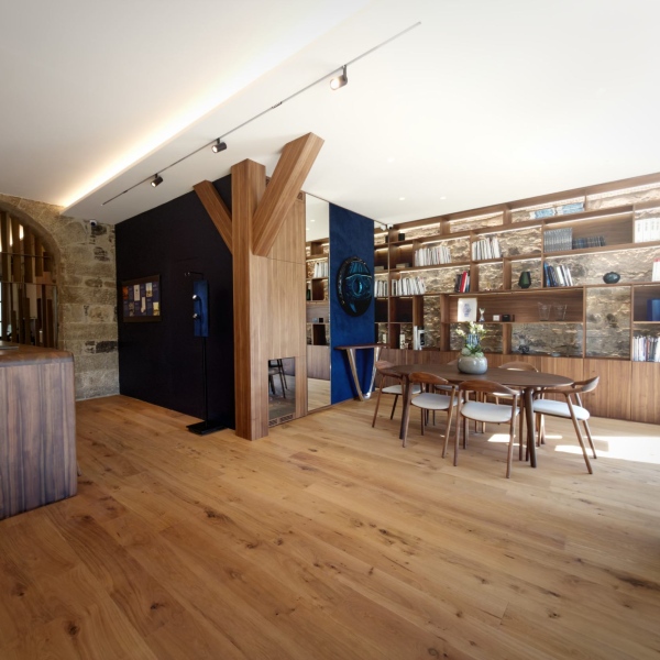 Czapek & Cie flagship store at Quai des Bergues 27 interior
