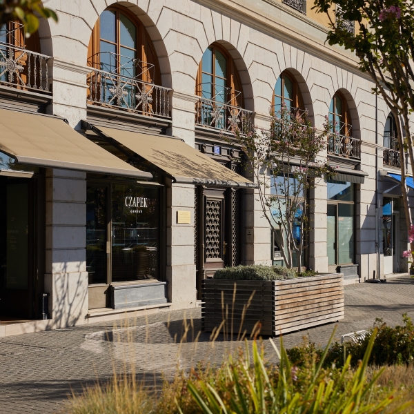 Czapek & Cie flagship store at Quai des Bergues 27