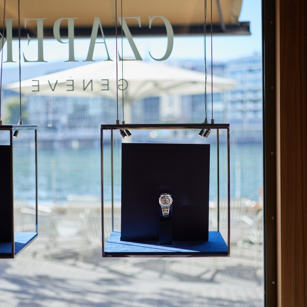 Hanging displays in the Czapek & Cie flagship store at Quai des Bergues 27