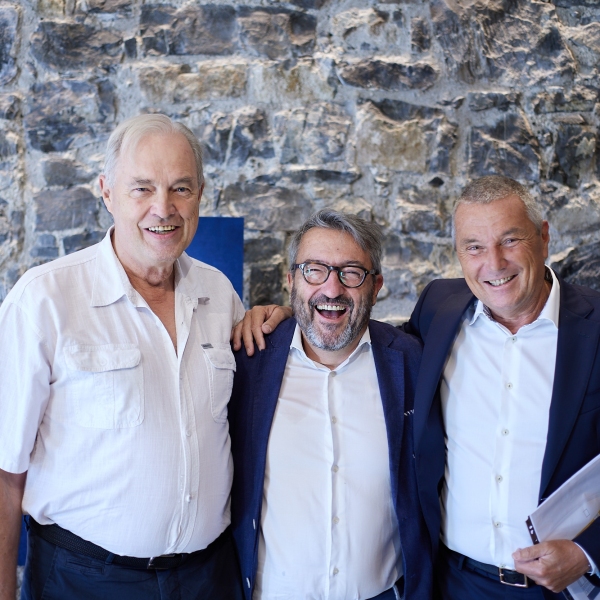 A friendly morning of the strollers of the Quai des Bergues at the Czapeck & Cie boutique: Bernhard Lederer Master Watchmaker, Xavier de Roquemaurel, CEO of Czapek & Cie and Jean-Christophe Babin, President and Co-founder of Geneva Watch Days, CEO of LVMH Watches and Bvlgari