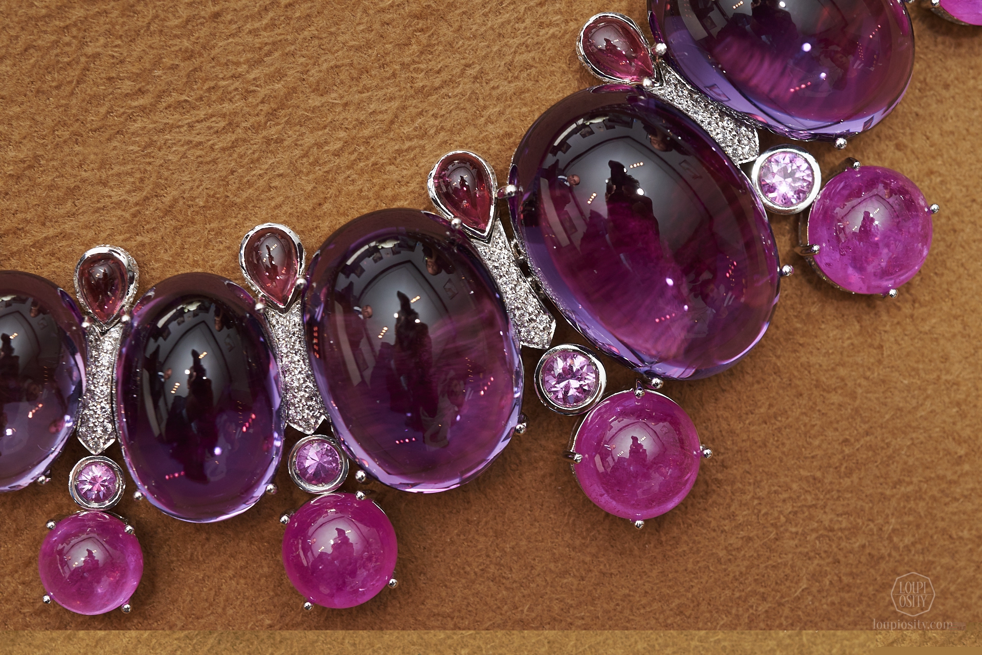 High Jewellery necklace