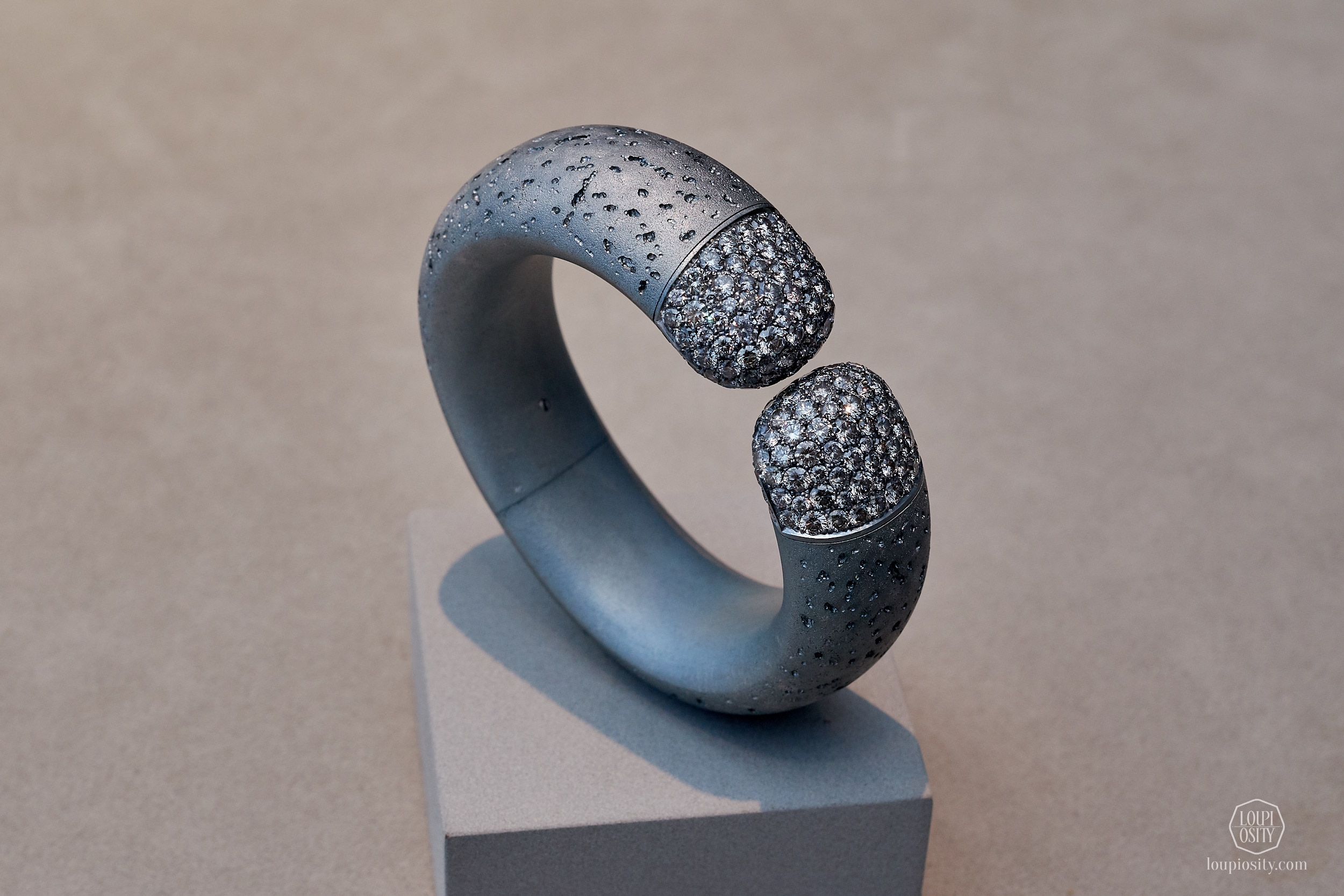 Hemmerle Harmony bangle