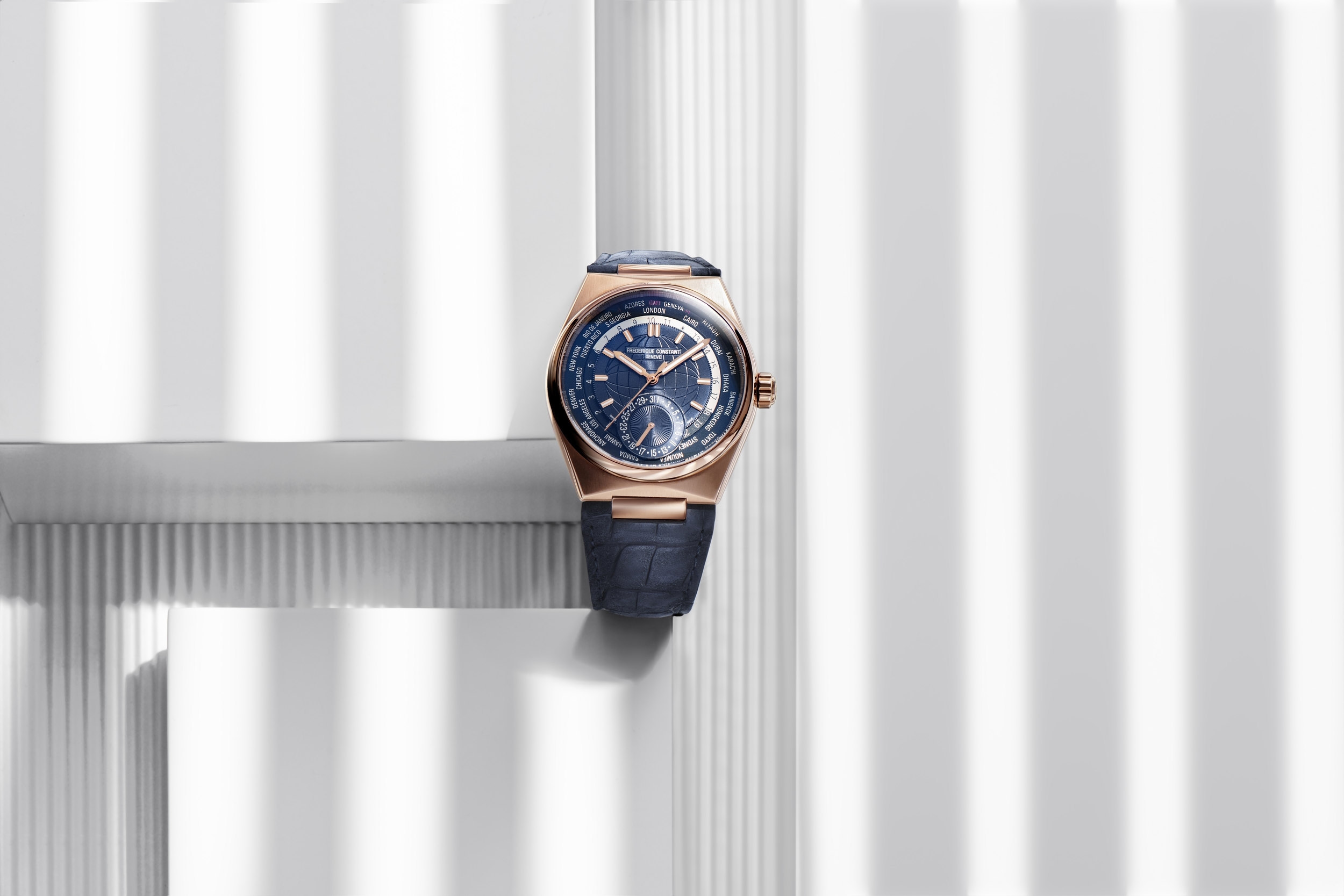 2023_Frederique_Constant_Highlife_Worldtimer_Manufacture_FC-718BL4NH9_PR_Photo©Eric_Rossier_HD_result