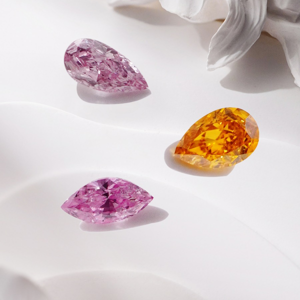 GIA-certified-natural-fancy-colour-diamonds-©-Dynamic-International