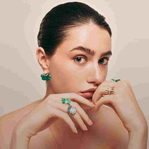 Lightweight-jewels-Sebastian-Plah