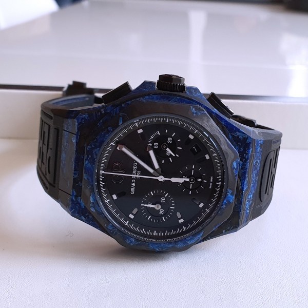 Girard-Perregaux Laureato Absolute Rock