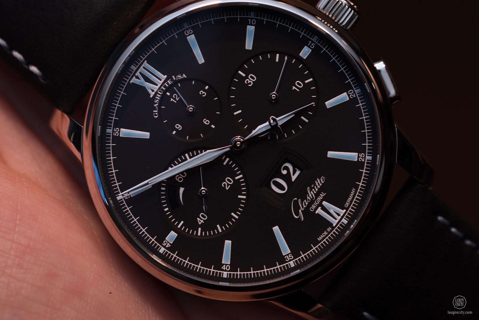 Senator Chronograph Panorama Date