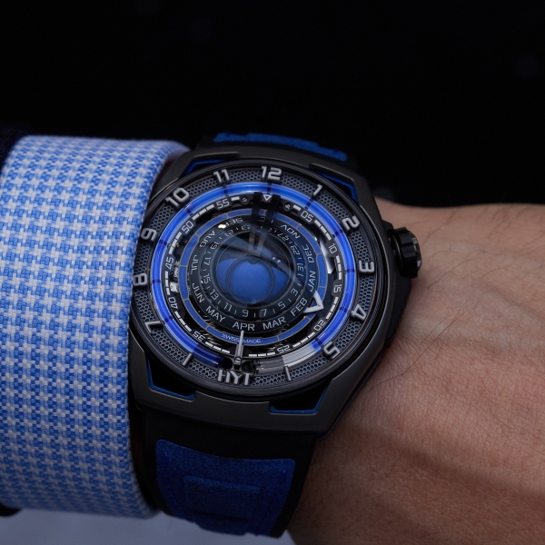 HYT Moon Runner Supernova Blue