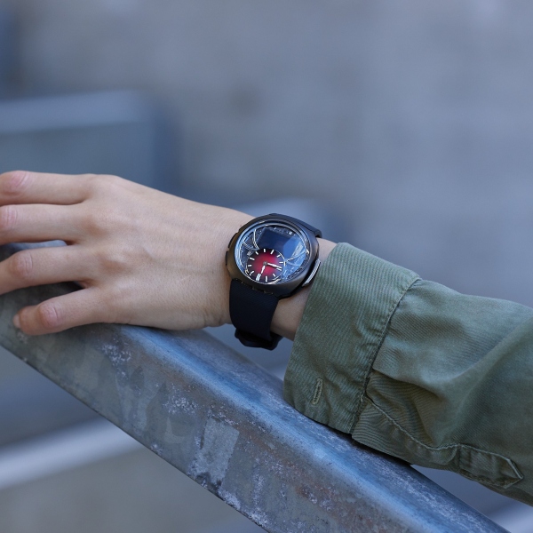 H. Moser and Cie. Off Grid in black