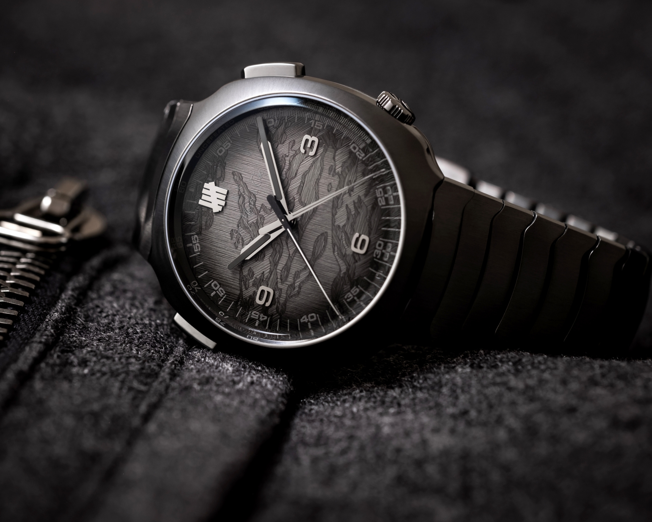 Streamliner-Chronograph-UNDEFEATED