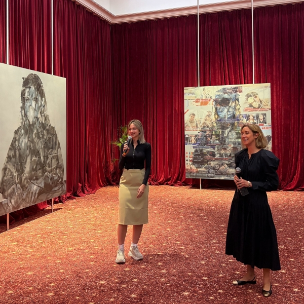 HAUSER AND WIRTH: Avery Singer