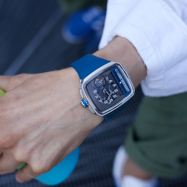 Hautlence Linear Series 1