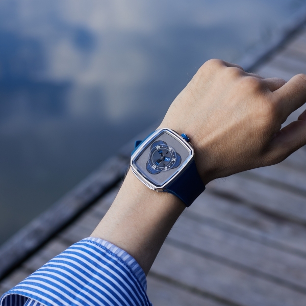 Hautlence Vagabonde Series 4