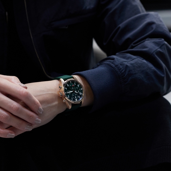 Pilot's Watch Chronograph 41  - 5N gold, green dial