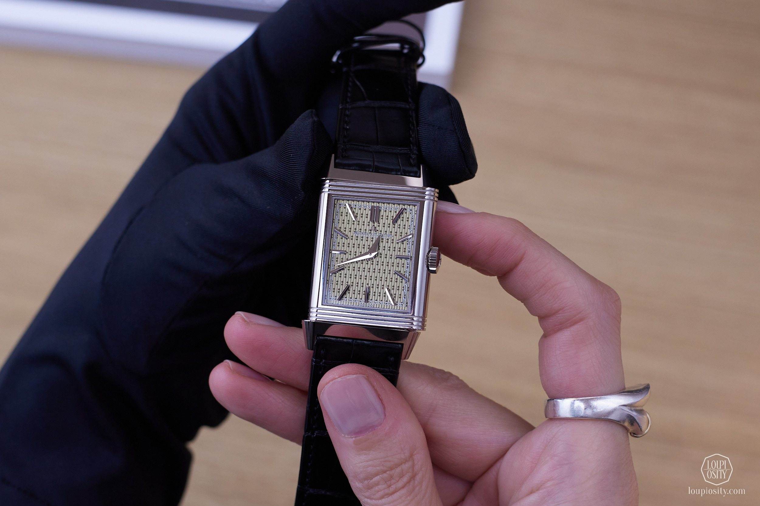 Reverso Tribute Enamel Hokusai