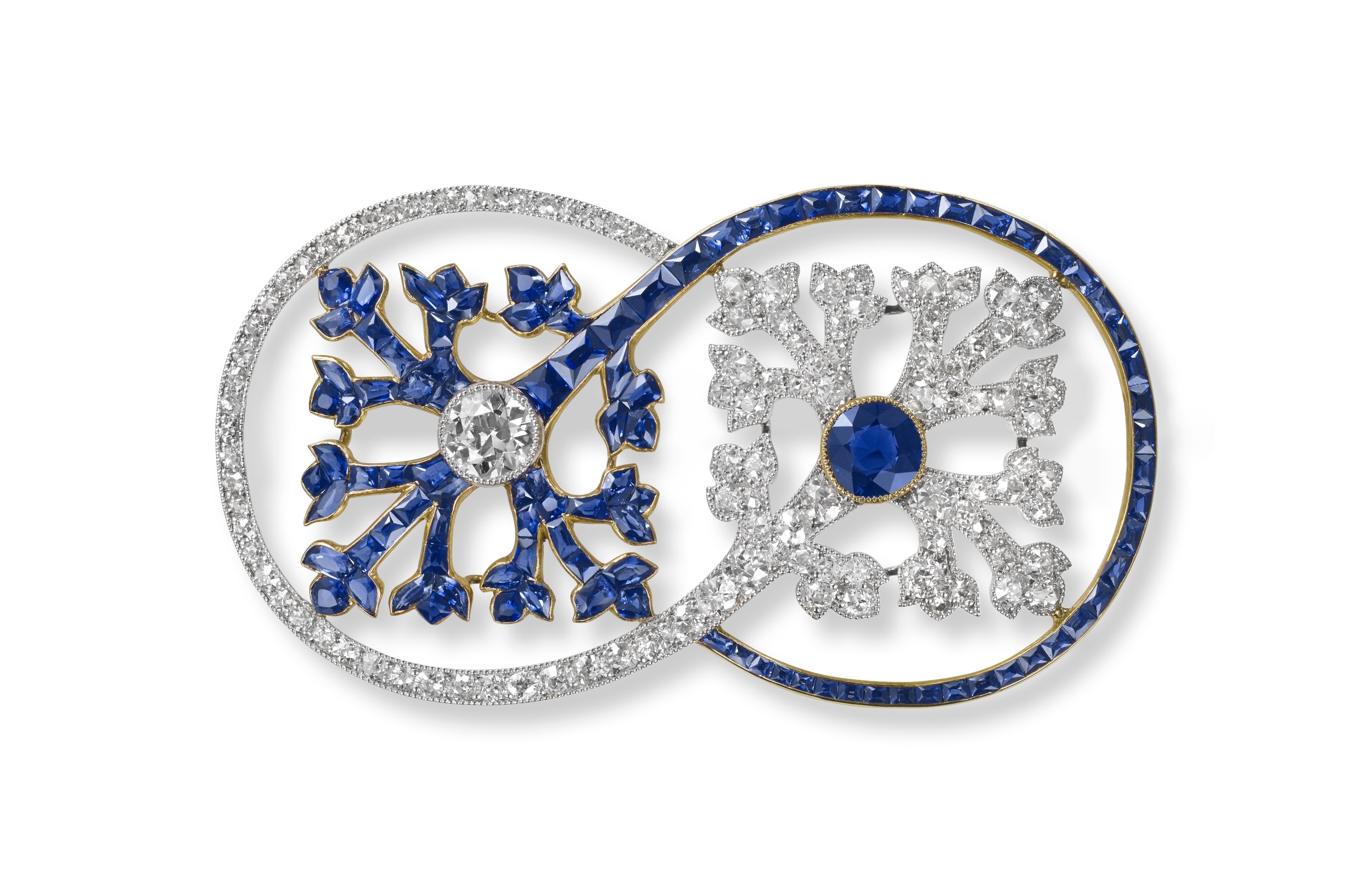 Cartier-Broche-or-platine-diamants-et-saphirs-Paris-collection-Cartier-Photo-Nils-Herrmann-©-Cartier_small