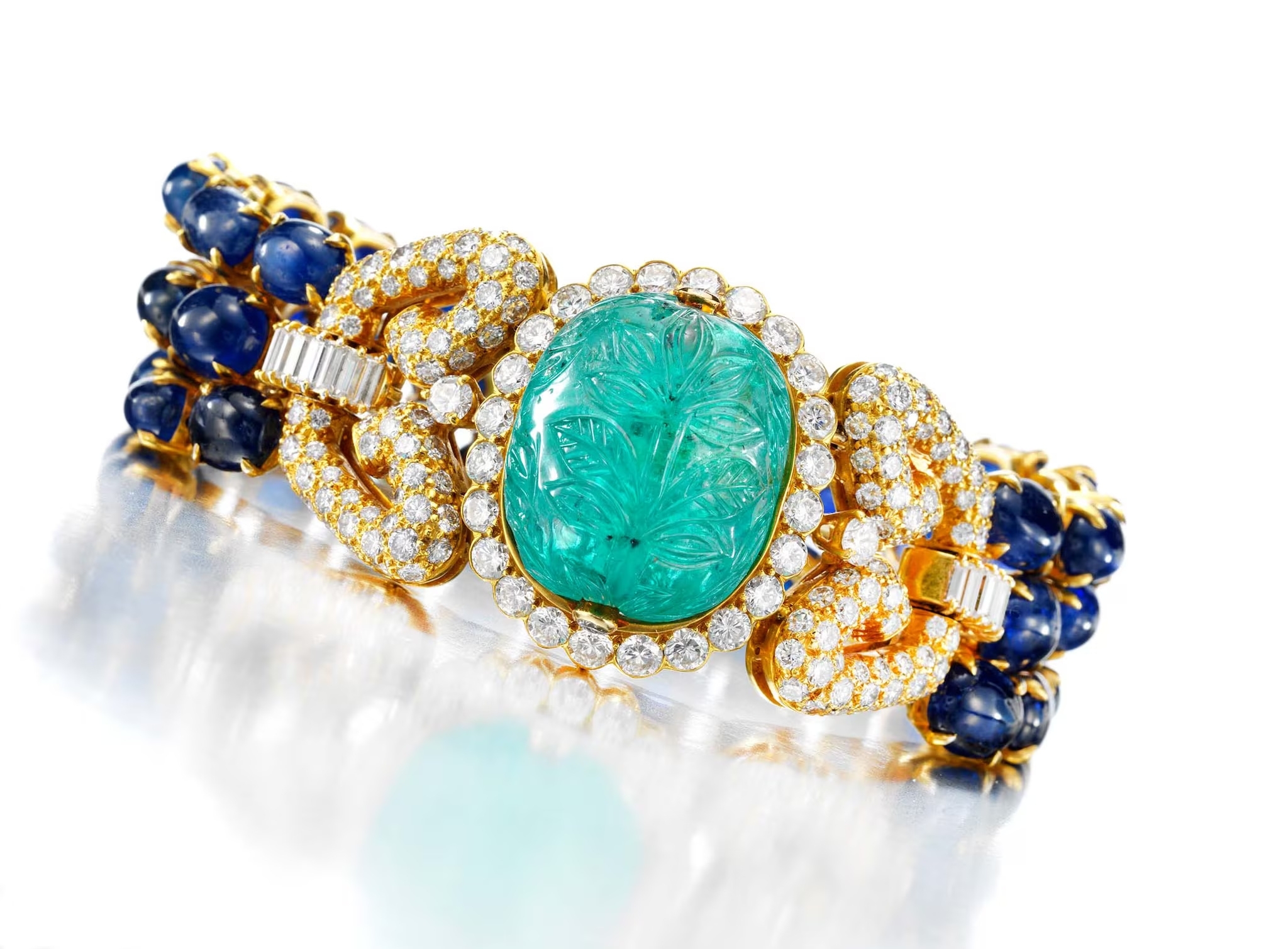 Van-Cleef-Arpels-Carved-Emerald-Sapphire-and-Diamond-Bracelet-circa-1975_FD_