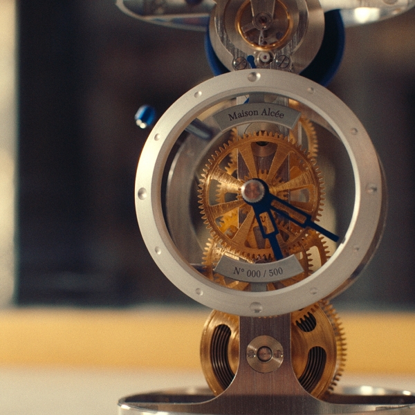 Maison Alcée clock