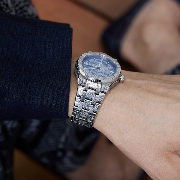 Maurice Lacroix - AIKON Skeleton Urban Tribe