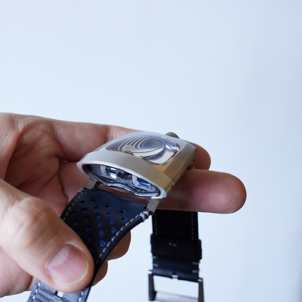 MB&F HMX