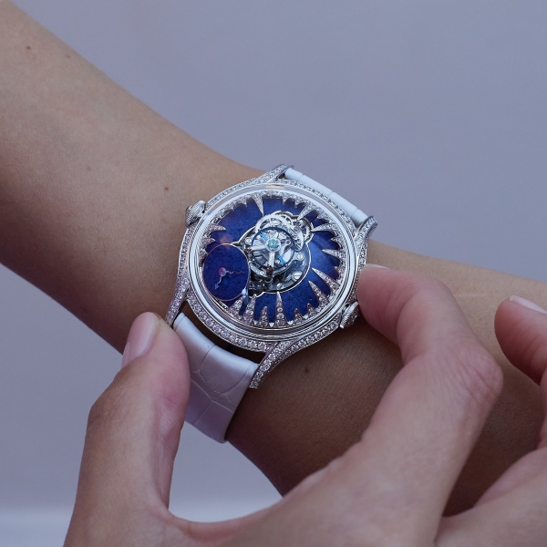 MB&F x Emmanuel Tarpin: LM FlyingT "Ice"