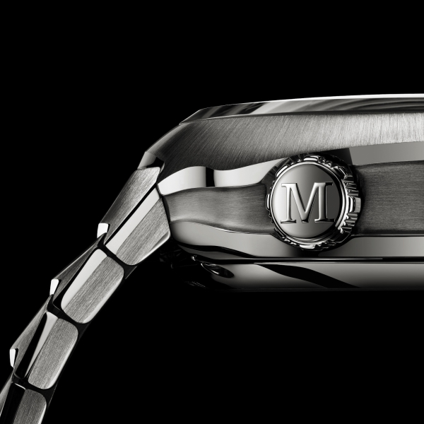H. Moser & Cie Streamliner - integrated bracelet