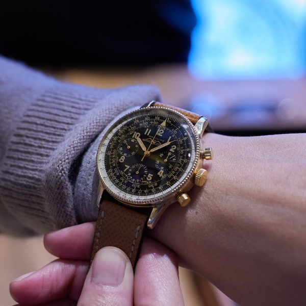 Breitling Navitimer, 18k gold