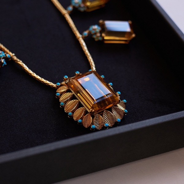 Monture Cartier, Citrine necklace