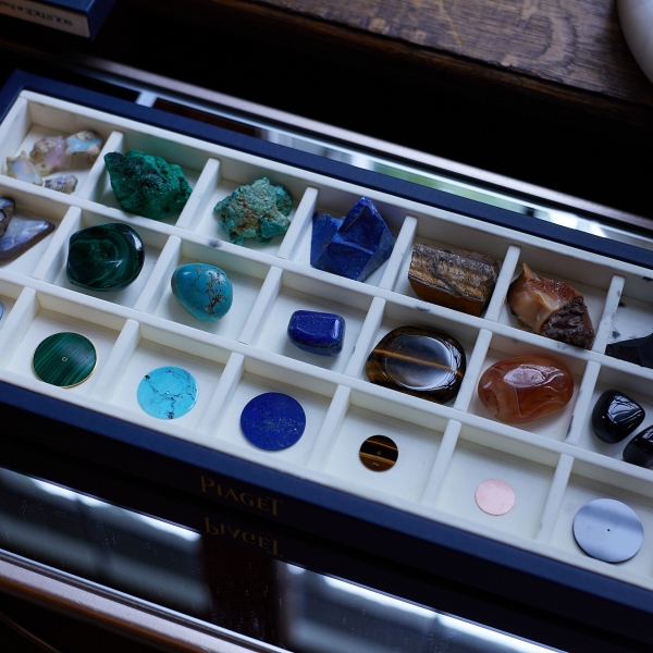 Hardstone dials 