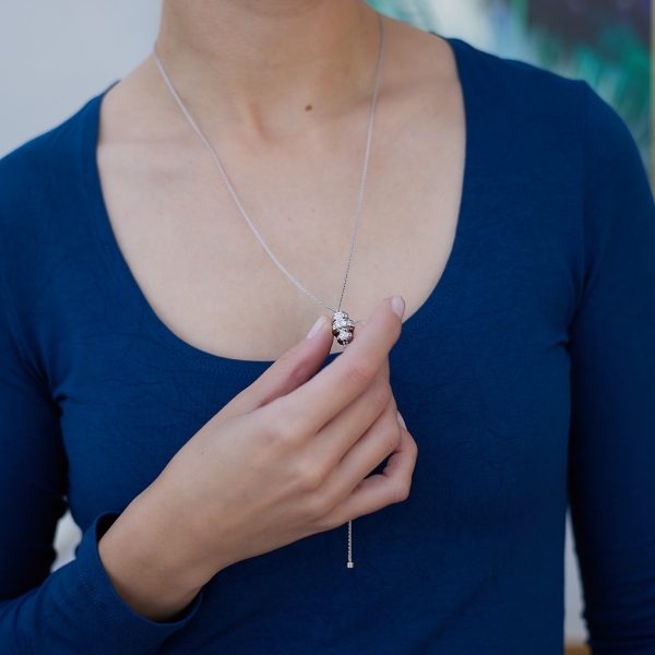 Piaget Possession necklace with ‘Decor Palace'