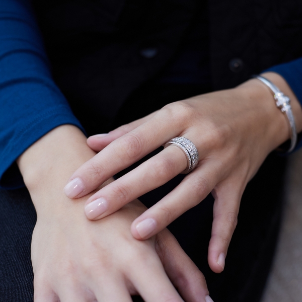 Piaget Possession white gold ring and bracelet with ‘Decor Palace'