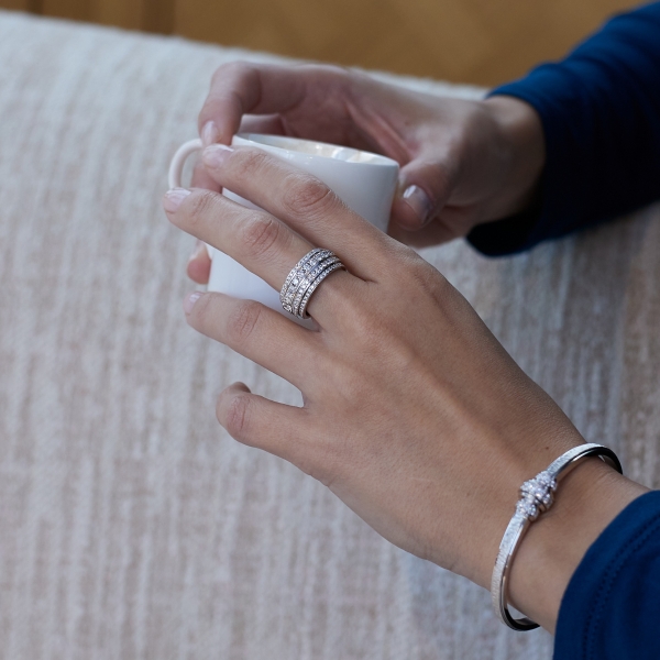 Piaget Possession white gold ring and bracelet with ‘Decor Palace'
