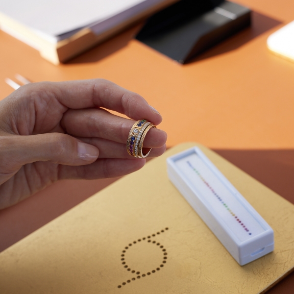 Possession "Decor Palace" ring