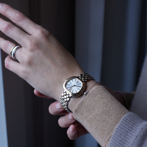 Piaget_R2A2156
