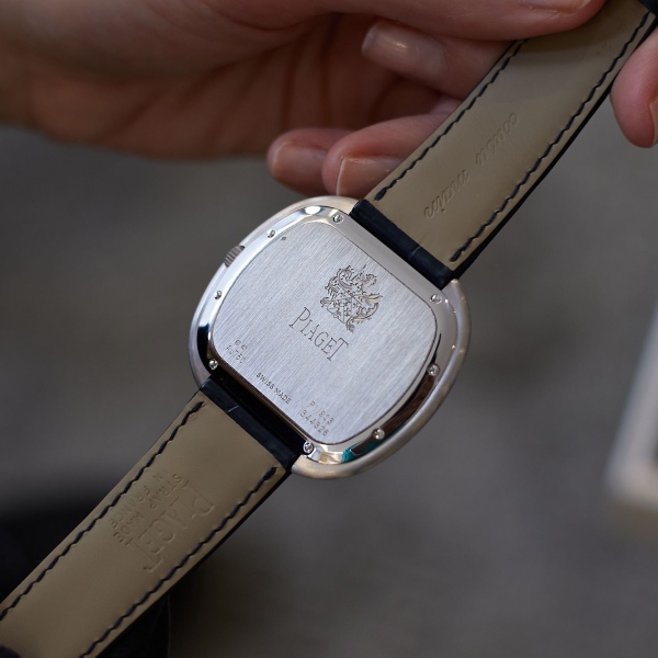Piaget Andy Warhol Clou de Paris watch, backside 