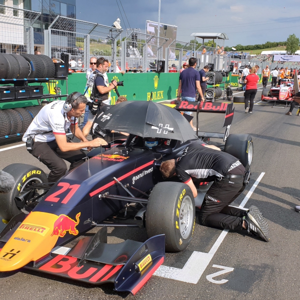 Jüri Vips (Hitech GP) in Formula 3