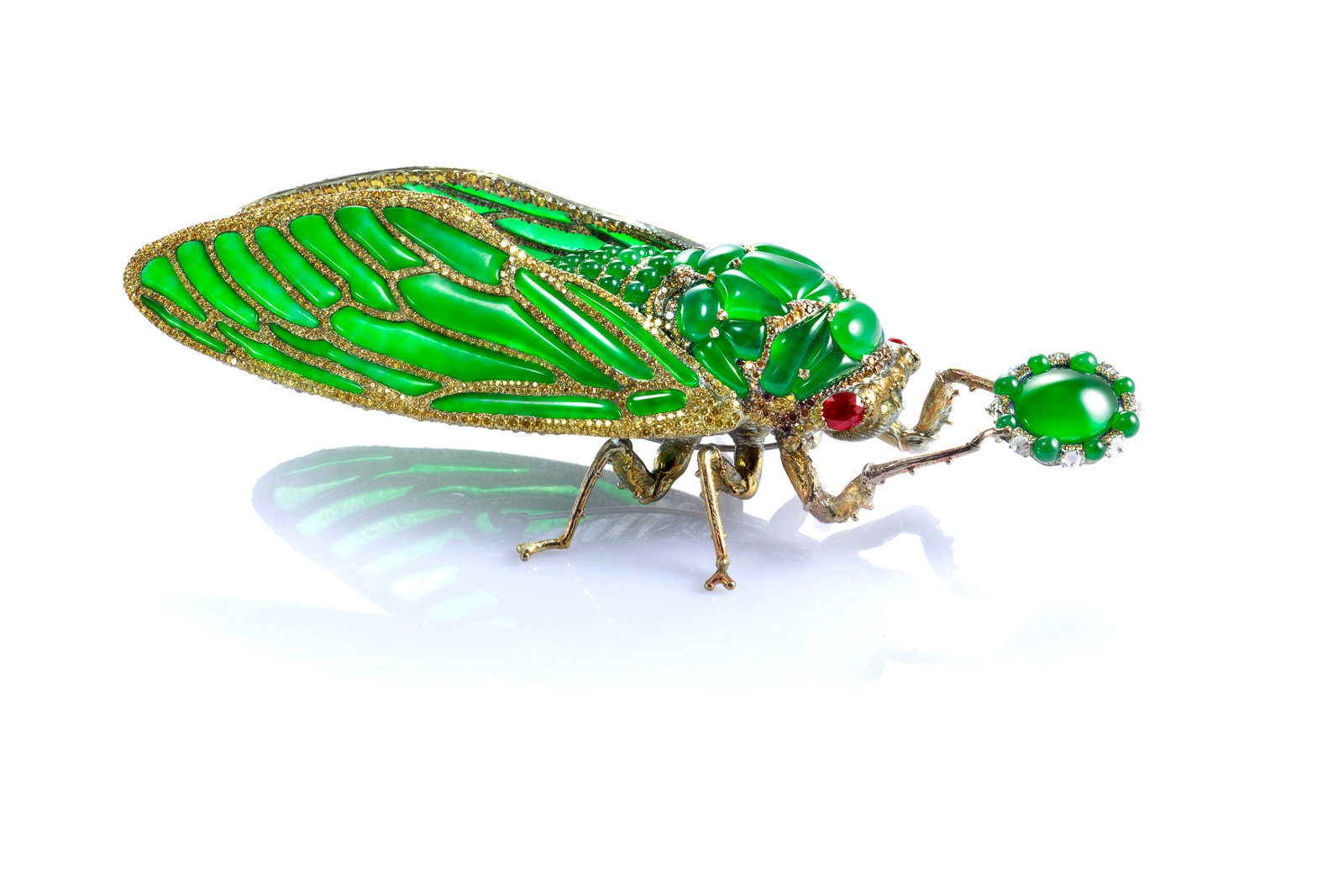 brooch-and-sculpture_stilled-life-3_small