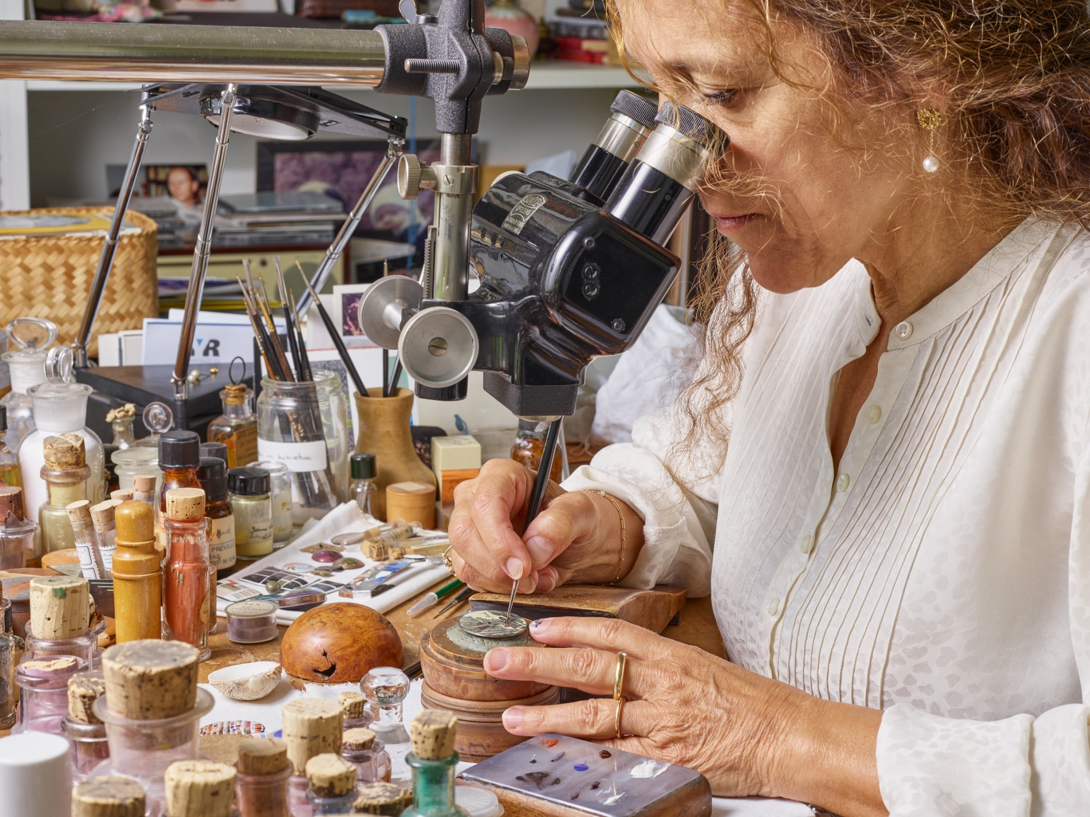 Anita Porchet in her atelier